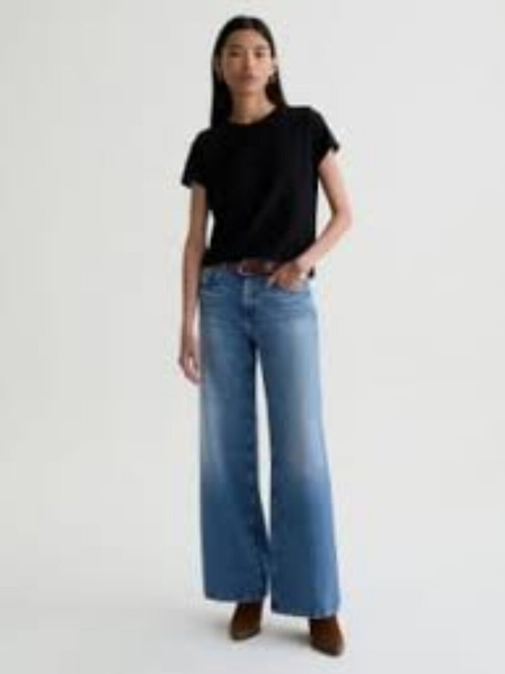 20 - NWT AG SAIGE WIDE LEG MID RISE JEAN